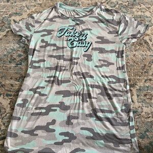 Nightshirt with pockets